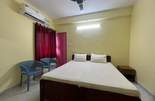 Vadanemelli Hotel | Subham Residency