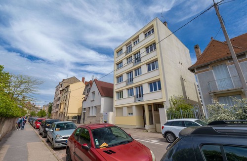 Faubourg Sud Apartment | Sublime 5-room apartment 800m from downtown