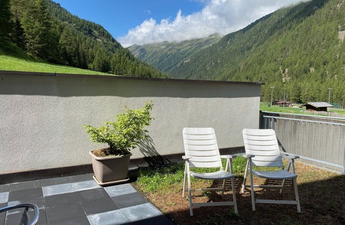 Zwieselstein Apartment | Sublime apartment in Zwieselstein with view and terrace