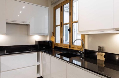 Porte-Dauphine Apartment | Sublime Apt - 3BD-6P - Arc De Triomphe