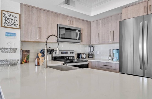 Fort Walton Beach Condo | Sublime Luxe Retreat + Free Beach Service