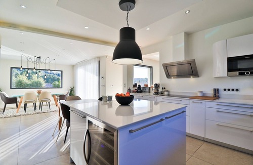 Ventabren Villa | Sublime modern villa with pool 8 minutes from Aix en Provence