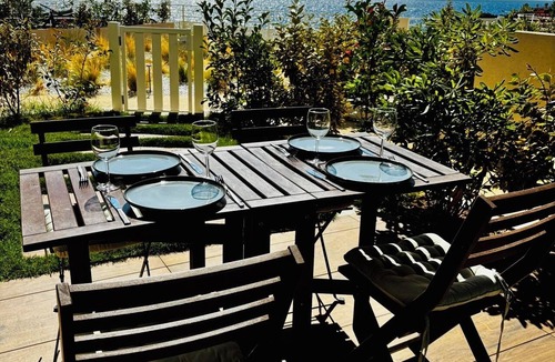 Espero-Pax Apartment | Sublime sea view, heated pool, garden, direct sea access to the Corniche d'or