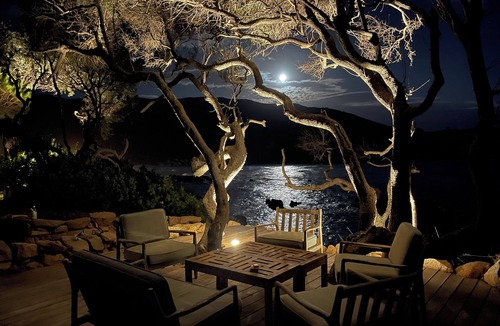 Coti-Chiavari House | SUBLIME waterfront fisherman's cottage in southern Corsica