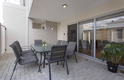 Victoria Park Apartment | Suburban Living - 2 bedroom apartment Victoria Park