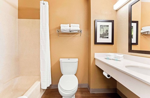 Columbus Hotel | Suburban Studios Columbus Fort Benning Area