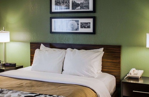 Tire Hill Hotel | Suburban Studios Johnstown - Richland Town Center