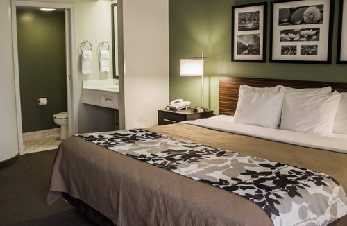 Tire Hill Hotel | Suburban Studios Johnstown - Richland Town Center