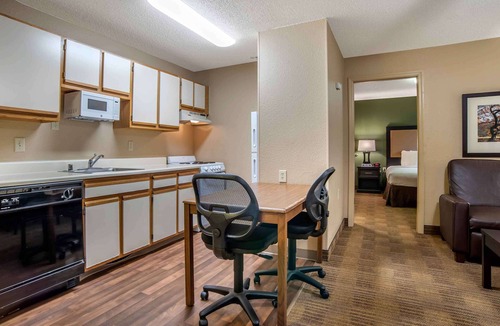 Gunter Afs Hotel | Suburban Studios Montgomery East I-85