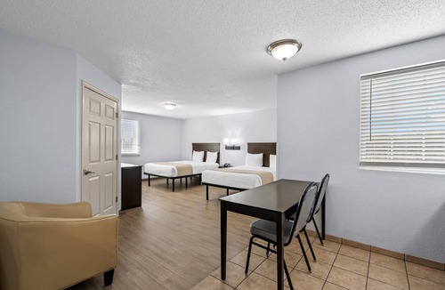 Jacksonville Hotel | Suburban Studios Near Camp Lejeune