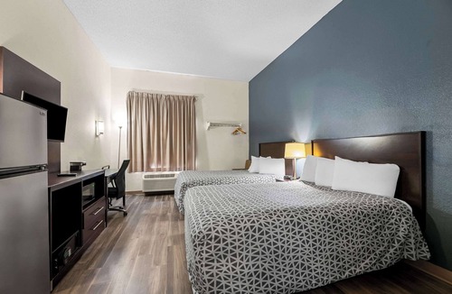 Ocoee Hotel | Suburban Studios Orlando - Ocoee/Winter Garden