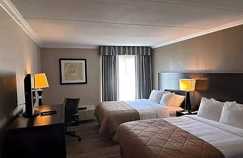 Lindbergh Lawns Hotel | Suburban Studios Syracuse Fairgrounds