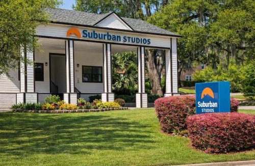 Tallahassee Hotel | Suburban Studios Tallahassee near University