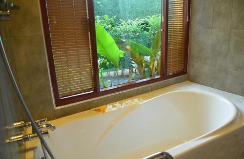 Makham Tia Resort | Sucholtee Resort