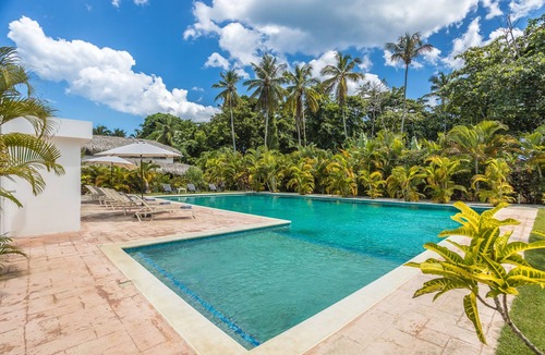 El Centro Villa | Sueños 7 – 2BR Villa with Pool, Starlink Walk to Beach & Shops – Las Terrenas