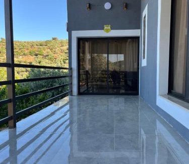 Suwailih Ski Chalet | Suf Hills Cabin