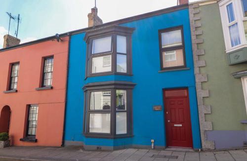 Narberth House | Suffolk House