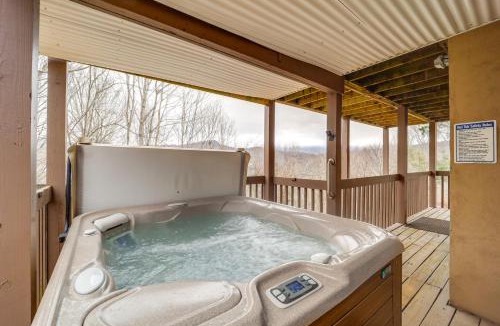Sugar Mountain House | Sugar Mountain Chalet w/Hot Tub & Ski Shuttle!