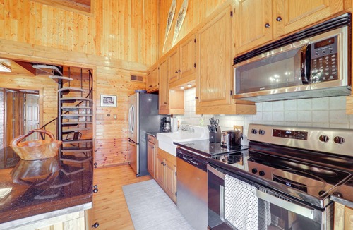 Sugar Mountain Condo | Sugar Mountain Base: Walk to the Slopes!
