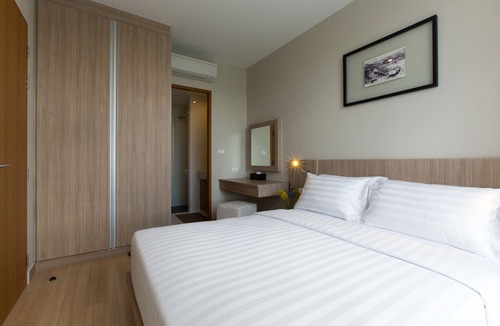 Talat Nuea Hotel | Sugar Palm Residence