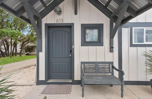 Mexico Beach Apartment | Sugar Sand Cottage A by Pristine Properties Vacation Rentals