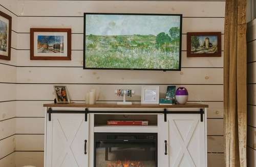 Chatham House | Sugar Shack - 300 square feet of pure sweetness.