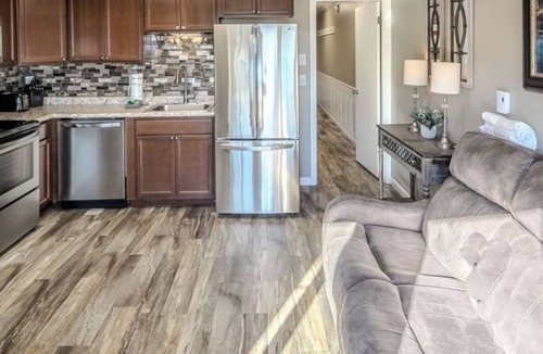 Sugar Mountain Apartment | Sugar Ski in/out 1BR 1BA views/pool/sauna/hot tub