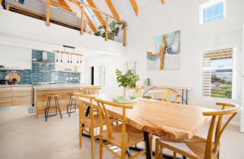 Dwarskersbos House | Sugarbird
