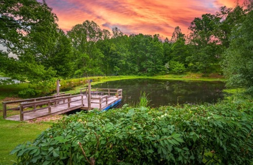 Farmers House | Sugarloaf Mountain Escape Secluded 3 bedroom, 5 acres, ATV, RV and boat storage.