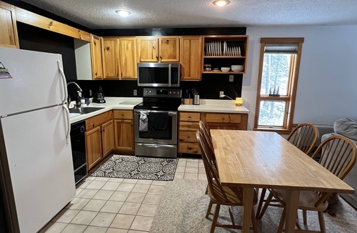 Carrabassett Valley Condo | Sugarloaf Ski-in Ski-out Snowbrook Village