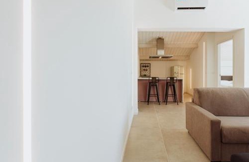 Vasto House | Suite 106