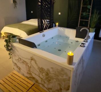 Tourcoing Hotel | Suite 11