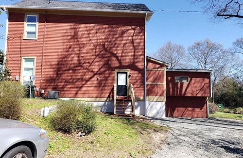 Macon Villa | Suite 2 - Private Suite Historical Home