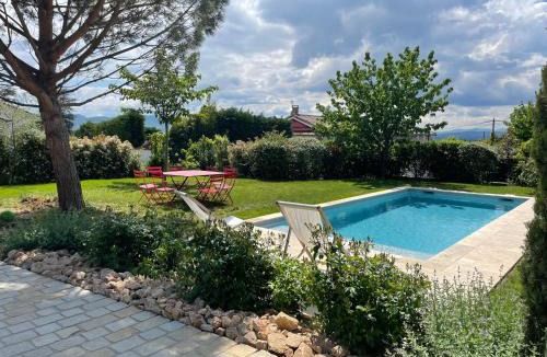 Reyrieux House | Suite 671