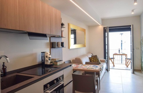 Sant'Alessio Siculo Apartment | Suite apt. Moon Honey