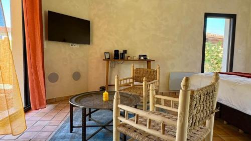 Eaunes Bed & Breakfast | Suite avec Balnéothérapie-Thème Marrakech