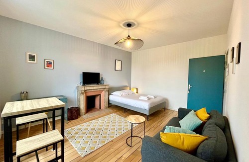 Hincmar Apartment | Suite Clovis 6