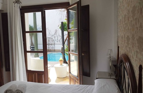 San Pedro Hostel | SUITE COMARES