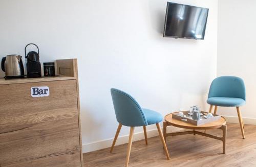 Villars-les-Dombes Hotel | Suite Cotinga, balneo, bien-être, Parc des Oiseaux