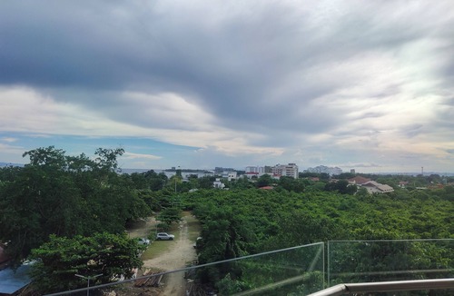Maribago Condo | Suite Deluxe Beachfront near Mactan Cebu Airport,in Tambuli Seaside Condominiums