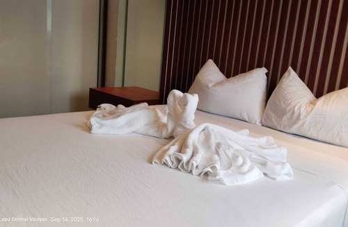 Maribago Condo | Suite Deluxe Beachfront near Mactan Cebu Airport,in Tambuli Seaside Condominiums