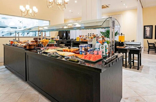 Reboucas House | Suite Double with kitchen by ¼ UmQuarto 4-PR.