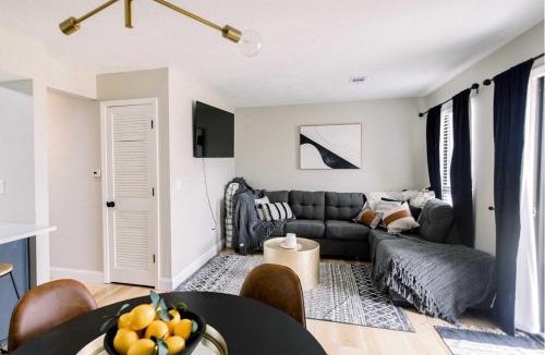Table Rock House | Suite Dreams - Condo for 4
