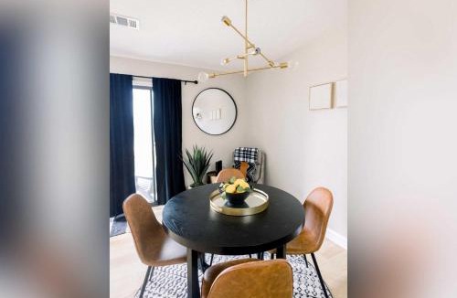 Table Rock House | Suite Dreams - Condo for 4