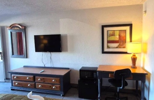 Mattoon Hotel | Suite Dreams Hotel