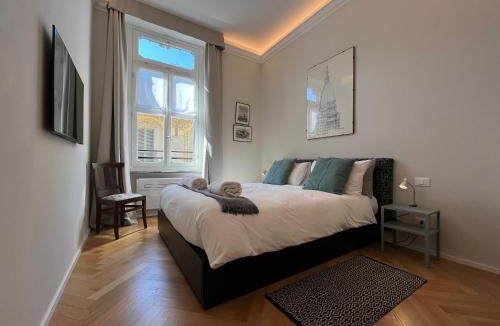 Roman Quarter Apartment | Suite Florio