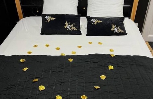Quartier Saint-Clement - Jardin des Plantes Apartment | Suite Impériale Jacuzzi ~ Cinéma ~ Self Check-in
