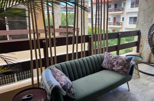 Playa Bibijagua House | Suite in shared apartment, pool and beach access