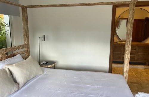 Playa Bibijagua House | Suite in shared apartment, pool and beach access