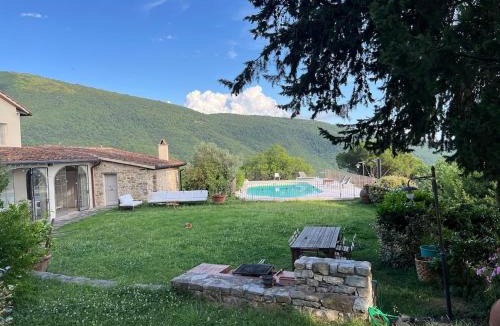 Prato Apartment | Suite in villa with pool on Tuscan hills